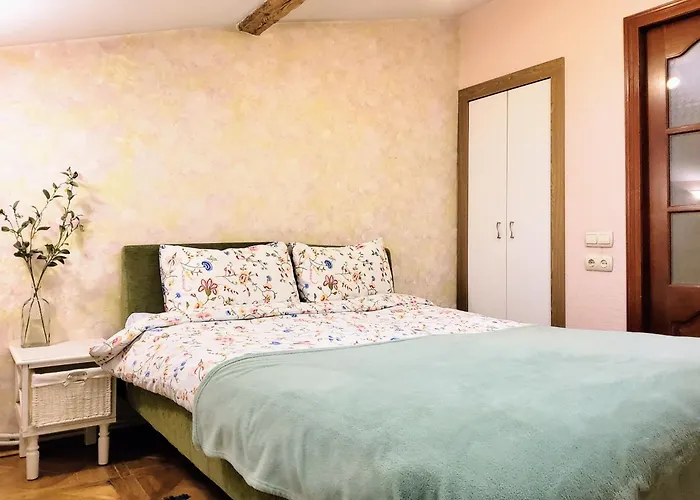 Apartment On Svobody Avenue 47